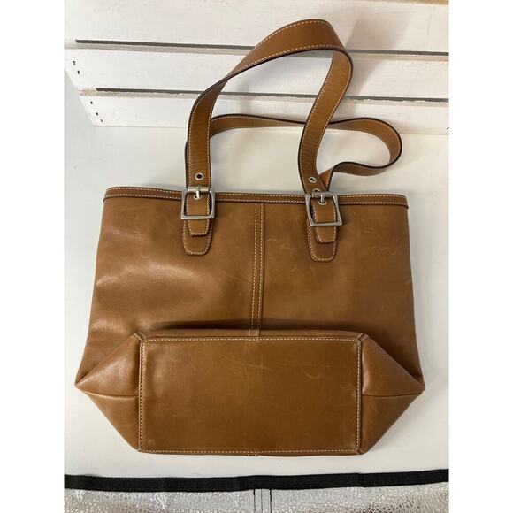 COACH 9572 LARGE BROWN SMOOTH LEATHER SHOULDER BAG - Picture 17 of 17